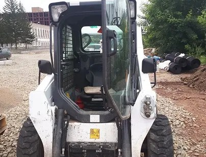 Контроль топлива и моточасов мини-погрузчика Bobcat S530
